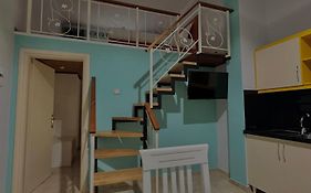 Crown Deluxe Apartments