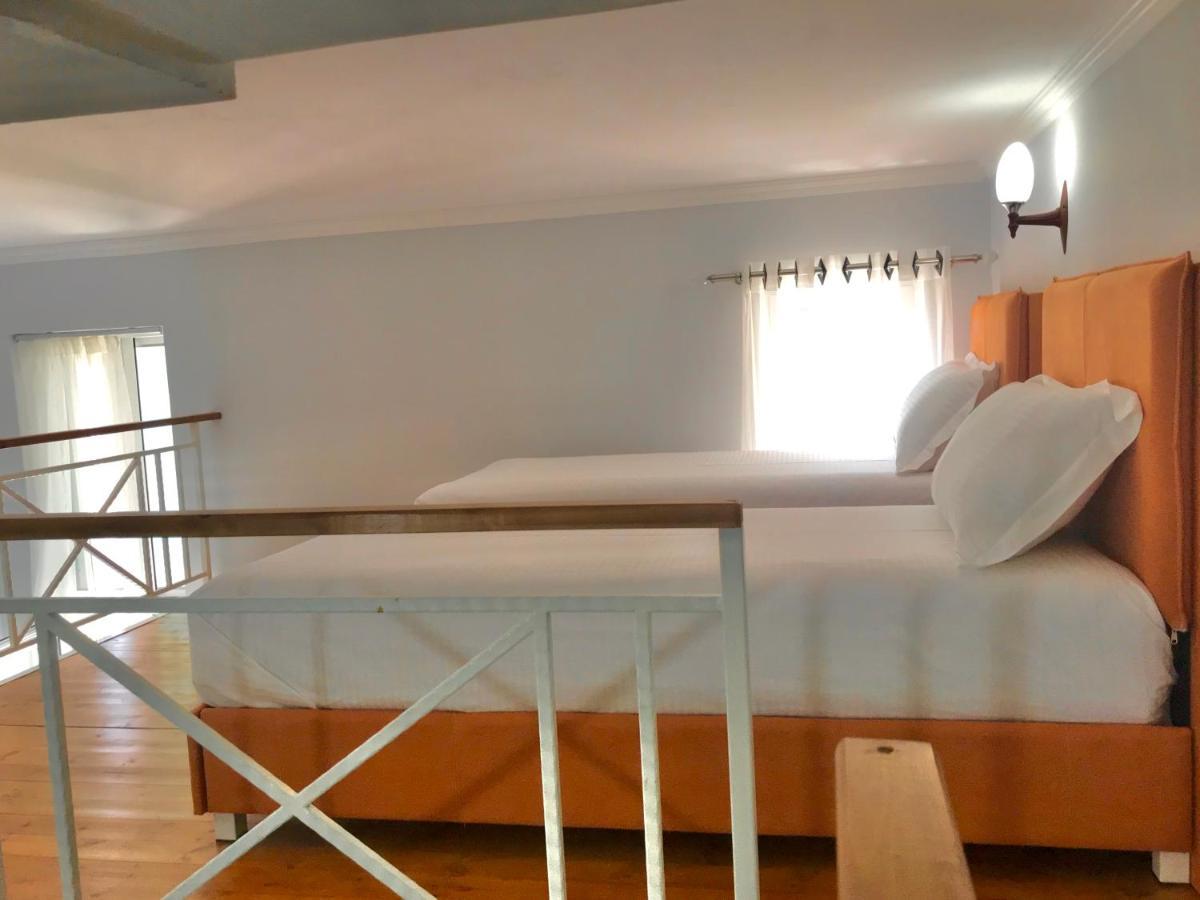 Crown Deluxe Apartments Sarandë Esterno foto