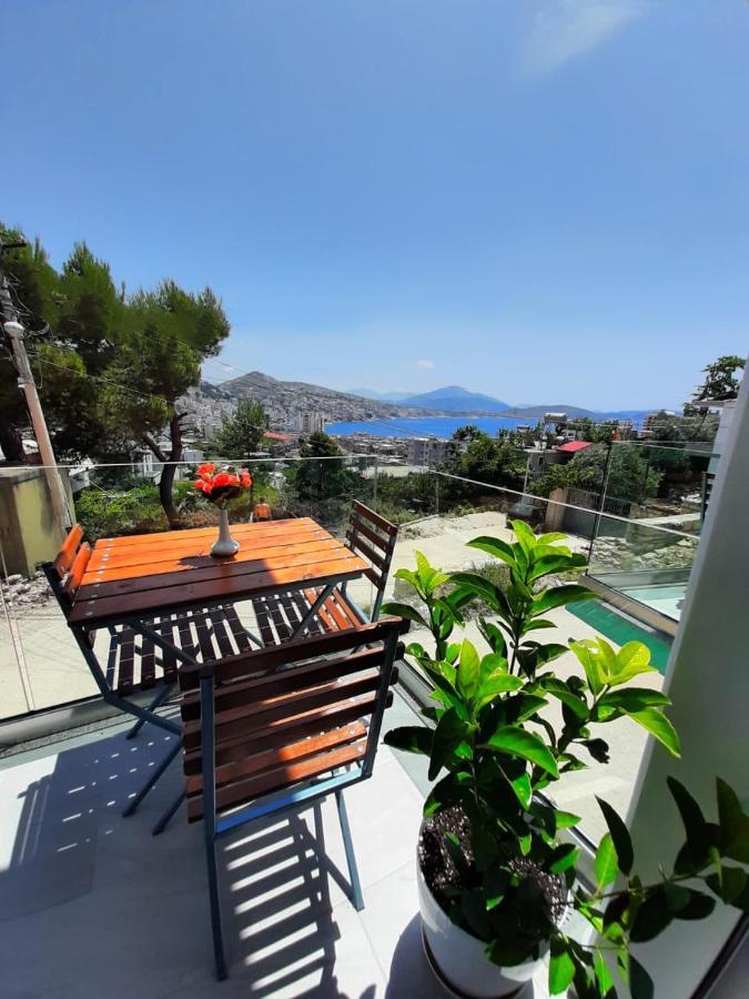 Crown Deluxe Apartments Sarandë Esterno foto